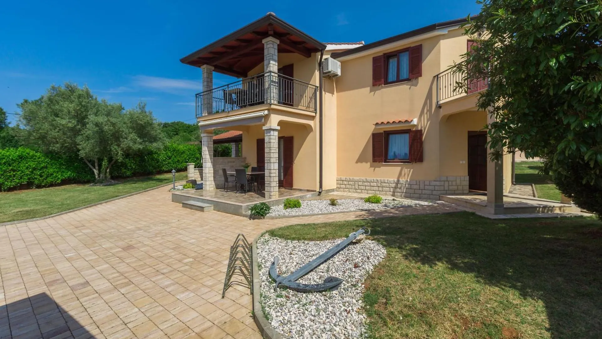 Apartment Strandnahe Ferienwohnung Marea Mit Pool Und Garten Porec Croatia