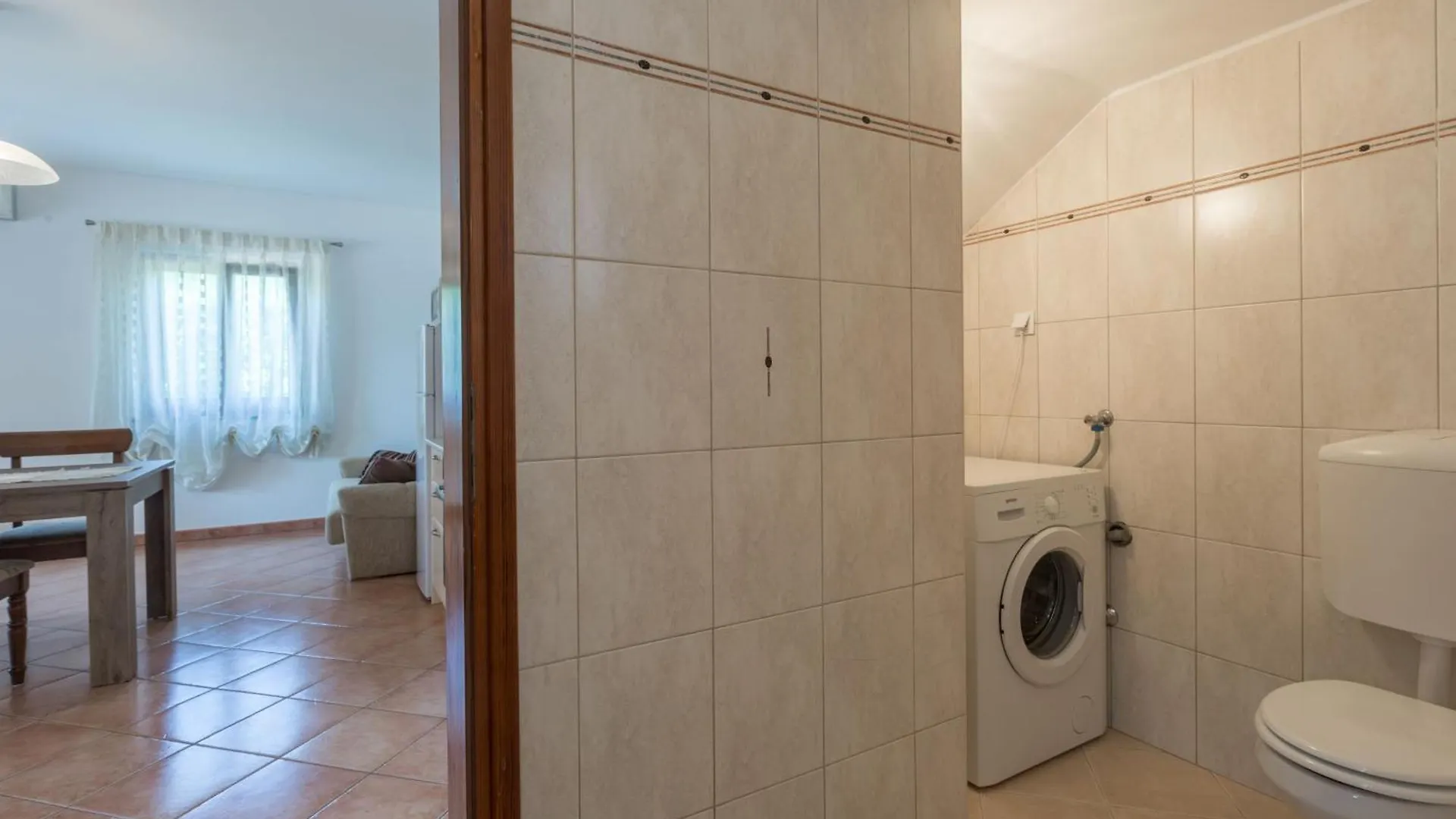 Apartment Strandnahe Ferienwohnung Marea Mit Pool Und Garten Porec